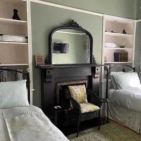 Abbey Gh En-suite ゲストハウス