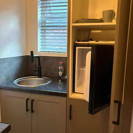 Πανσιόν Abbey Gh En-suite 4*
